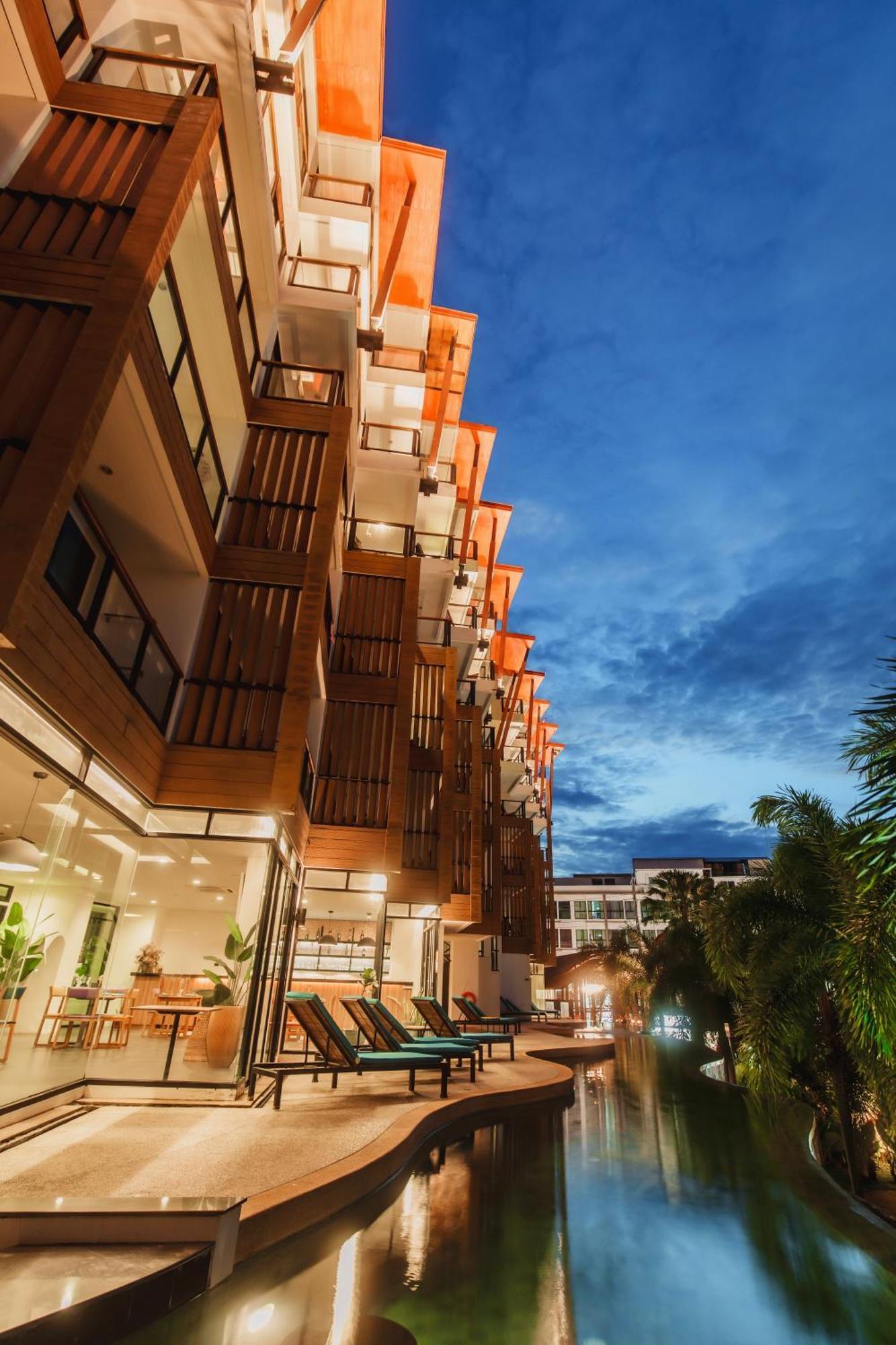 The Lunar Patong ภายนอก รูปภาพ